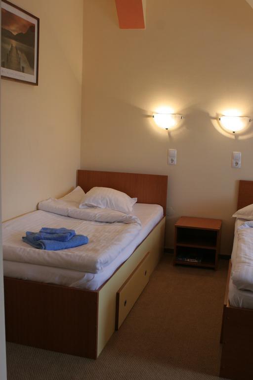 Hotel Pamira Sibiu Room photo